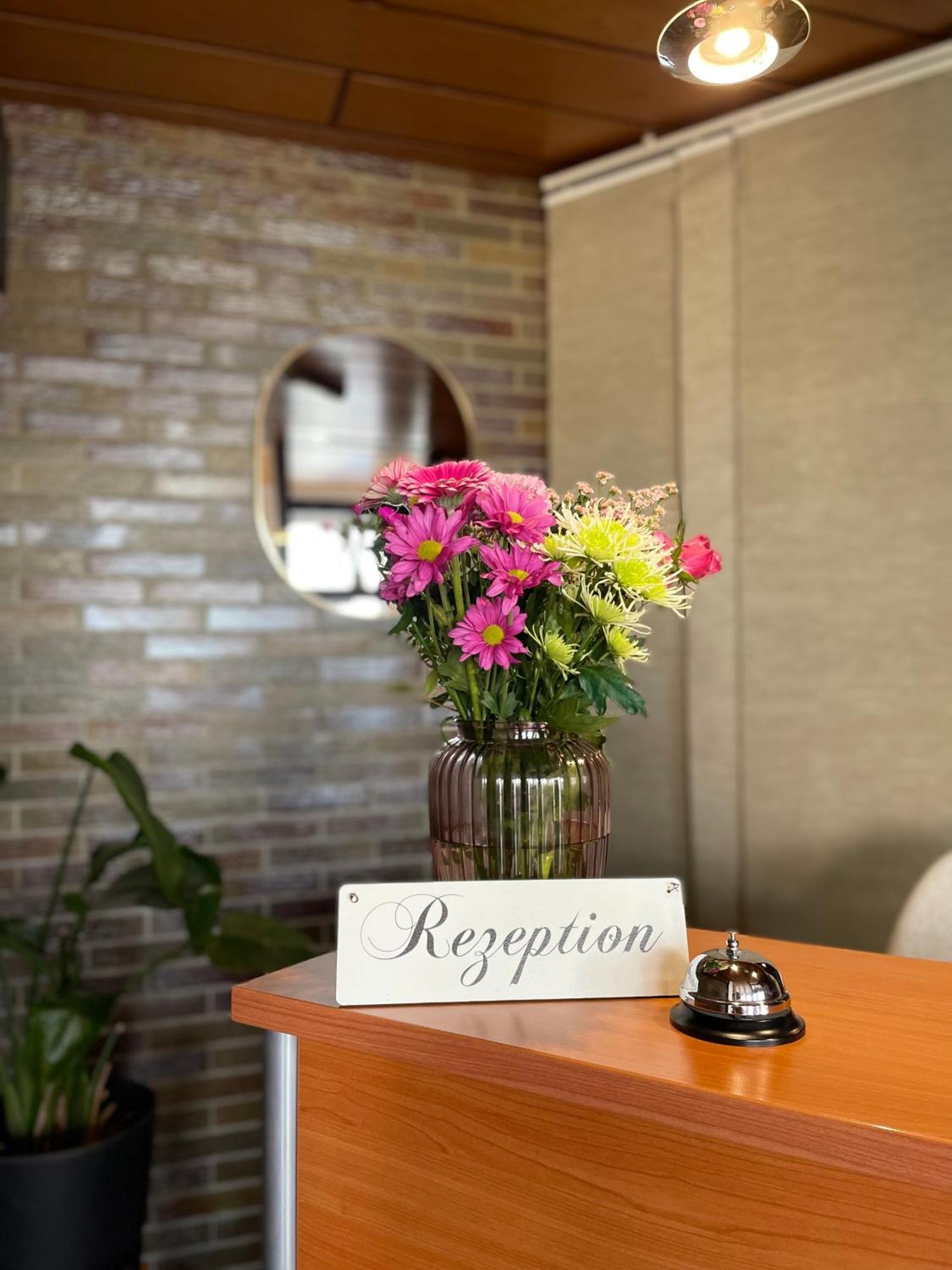 Hotel-Pension Hommen Кобленц Экстерьер фото